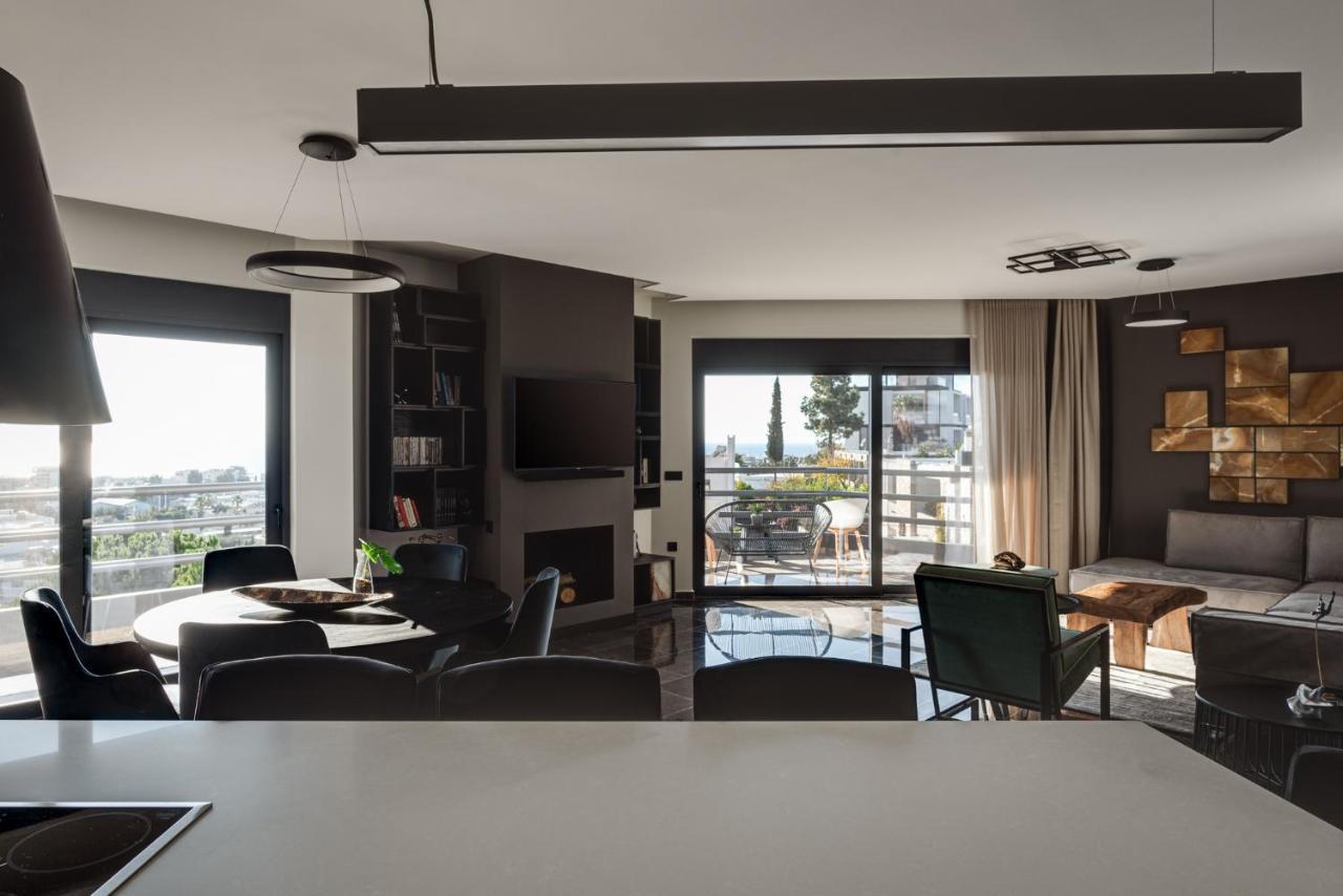 Athenian Riviera Luxurious Apartment