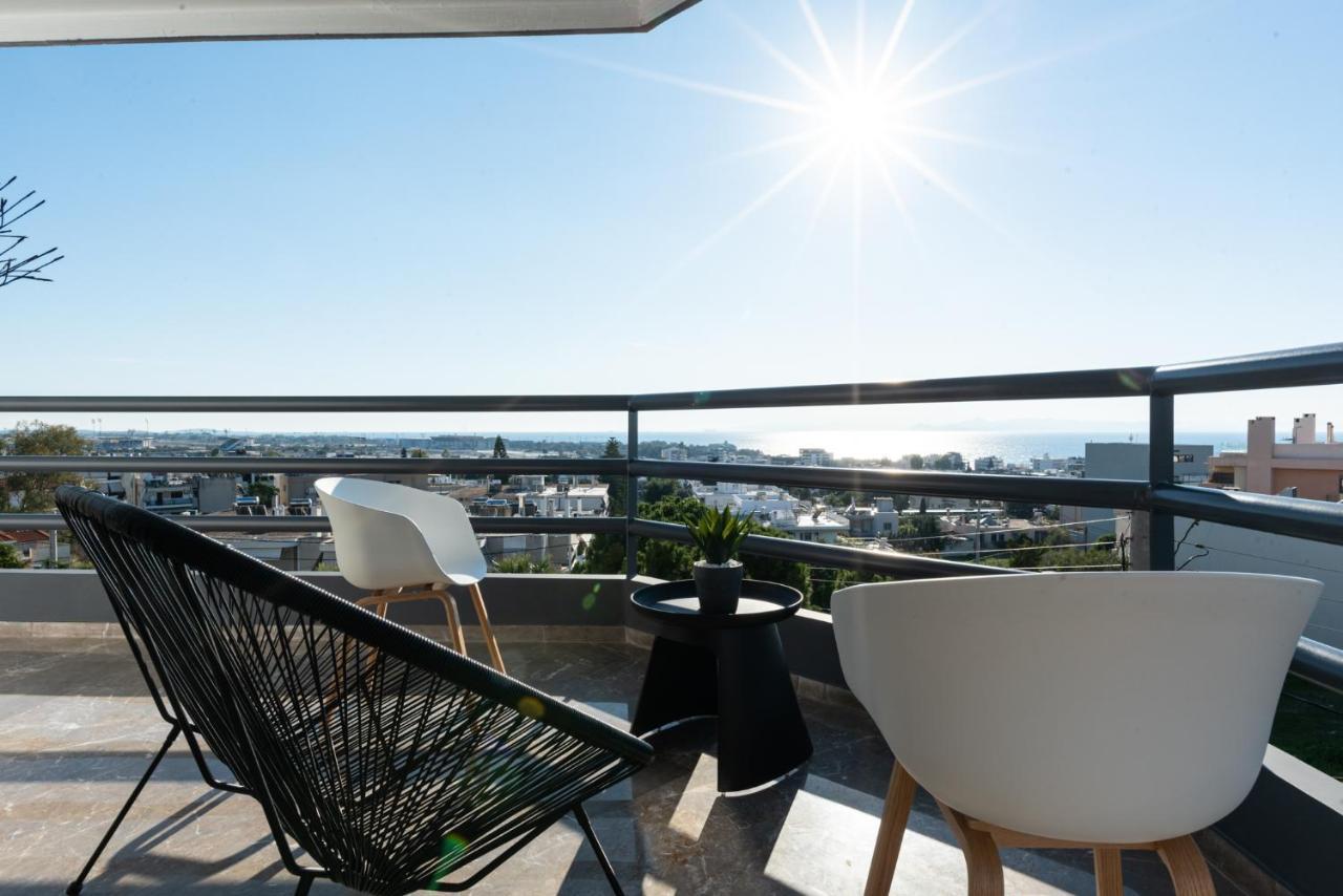 Athenian Riviera Luxurious Apartment