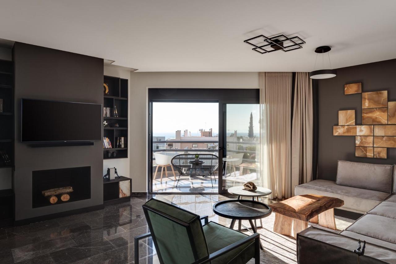 Athenian Riviera Luxurious Apartment
